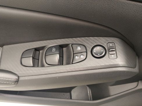 Used 2024 Nissan Altima 2.5 SV image 27