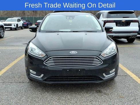 Used 2016 Ford Focus Titanium w/ Titanium Technology Package image 2