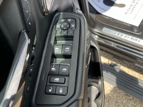 Used 2025 RAM 1500 Limited w/ Trailer Tow Group AWD/4WD image 38