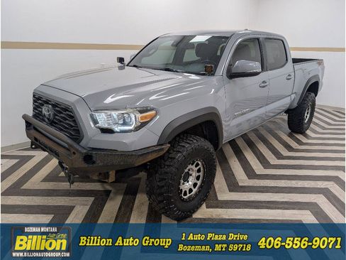 Used 2020 Toyota Tacoma TRD Off-Road image 1