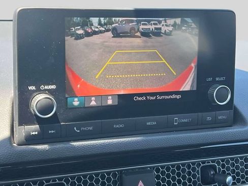 Used 2023 Honda Civic LX image 32