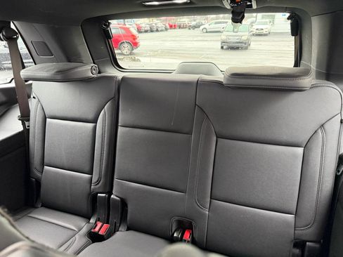 Used 2025 Chevrolet Tahoe LT image 20