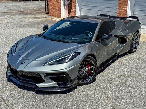 Used 2024 Chevrolet Corvette Stingray Preferred Cpe w/ Stealth Interior Trim Package RWD image 3