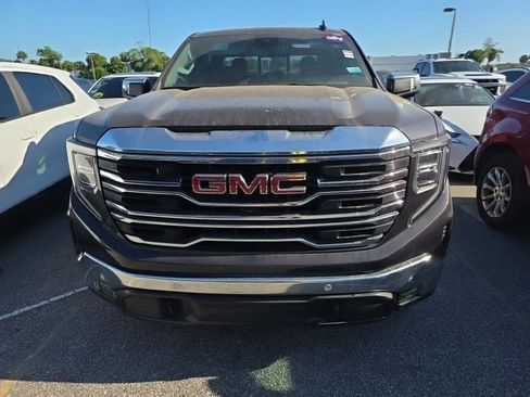 Used 2024 GMC Sierra 1500 SLT w/ SLT Premium Plus Package AWD/4WD image 7