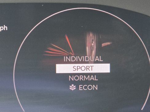 Used 2024 Honda Accord Sport image 6
