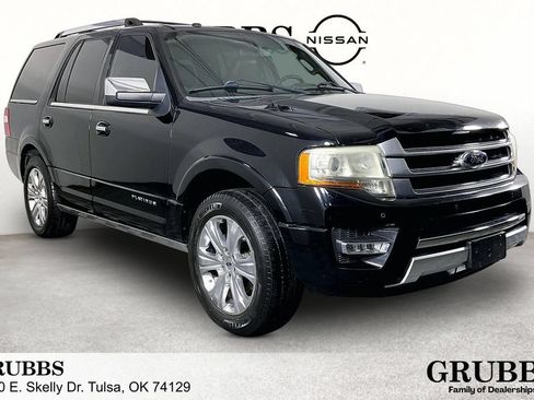 Used 2016 Ford Expedition Platinum RWD image 1