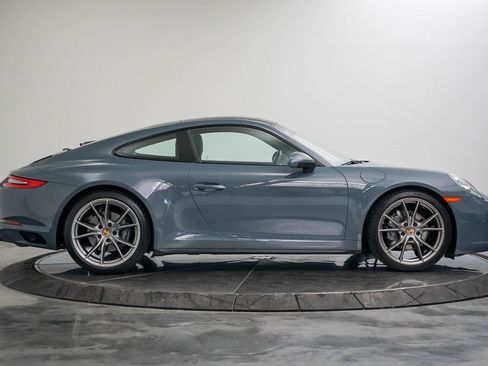 Used 2018 Porsche 911 Carrera 4 image 6