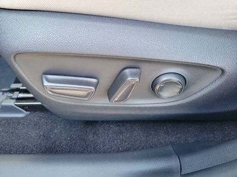 Used 2025 Toyota RAV4 XLE w/ Convenience Package FWD image 19