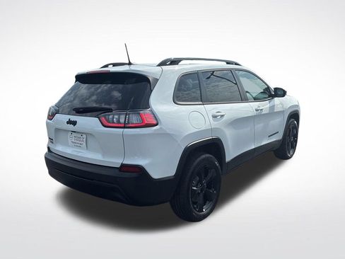Used 2023 Jeep Cherokee Altitude Lux w/ Mopar Interior Package AWD/4WD image 8