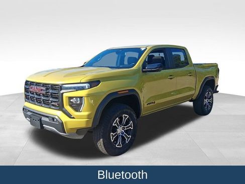 Used 2023 GMC Canyon AT4 w/ AT4 Premium Package AWD/4WD image 4