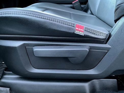 Used 2024 RAM 3500 Tradesman w/ Chrome Appearance Group image 16