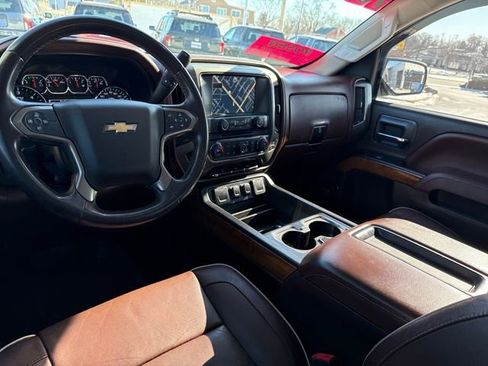 Used 2015 Chevrolet Silverado 1500 High Country image 26