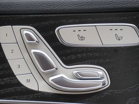 Used 2016 Mercedes-Benz C 300 Sedan image 15
