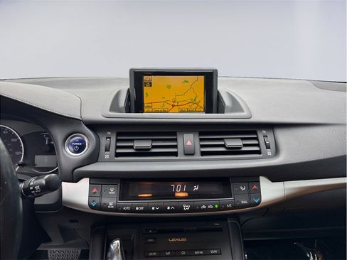 Used 2012 Lexus CT 200h Premium w/ Premium Audio Pkg image 11