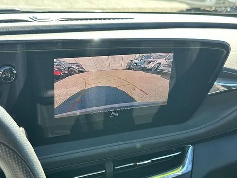 Used 2025 Buick Envista Preferred image 13