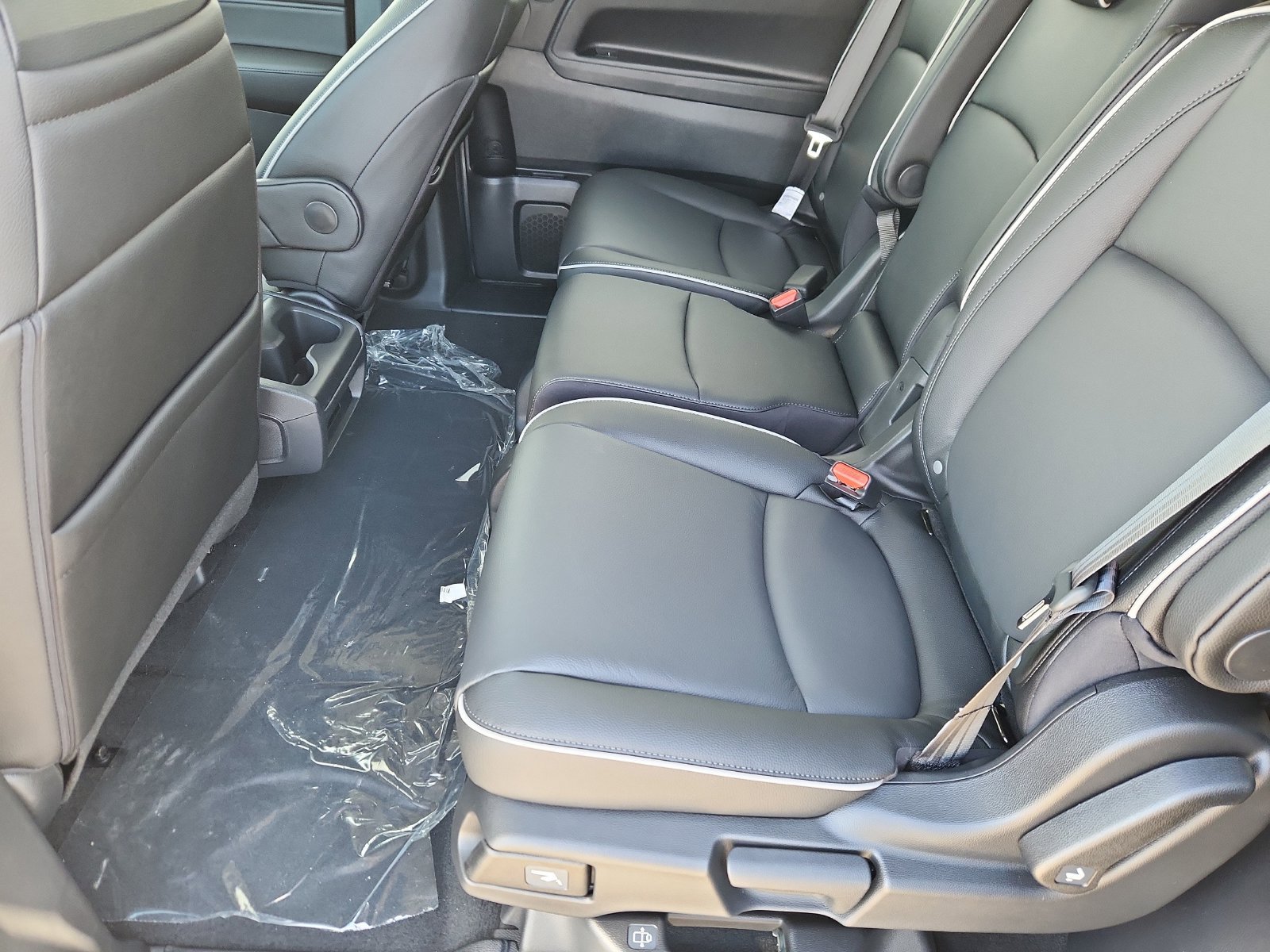 New 2027 Honda Odyssey Touring image 11