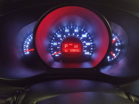 Used 2017 Kia Soul FWD image 23