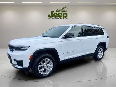 Used 2023 Jeep Grand Cherokee L Limited w/ Luxury Tech Group II AWD/4WD image 2