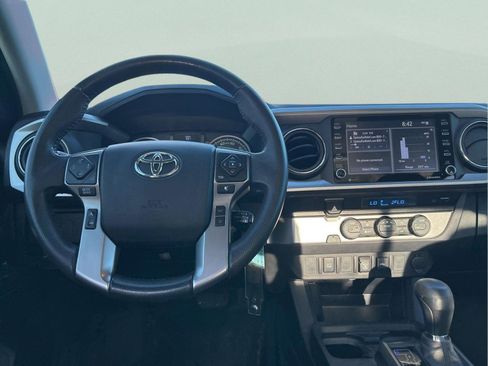Used 2021 Toyota Tacoma SR5 image 11