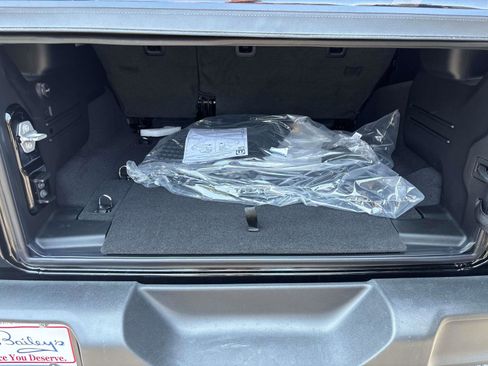 New 2025 Jeep Wrangler Unlimited Sport image 4