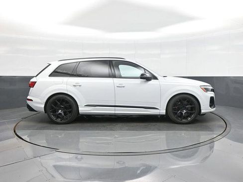 New 2026 Audi SQ7 Premium Plus image 8