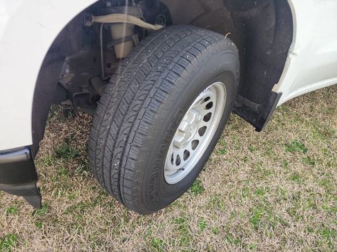 Used 2020 Chevrolet Silverado 1500 W/T w/ WT Value Package image 13