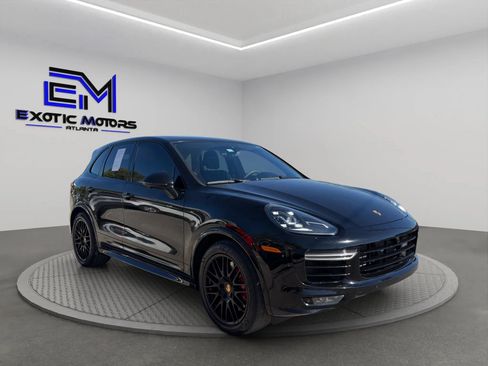 Used 2017 Porsche Cayenne GTS AWD/4WD image 7