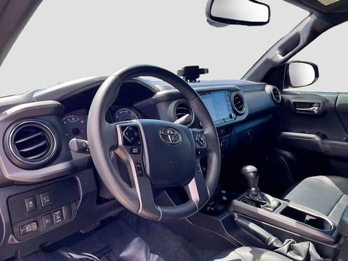 Used 2023 Toyota Tacoma TRD Sport w/ TRD Premium Sport Package AWD/4WD image 9