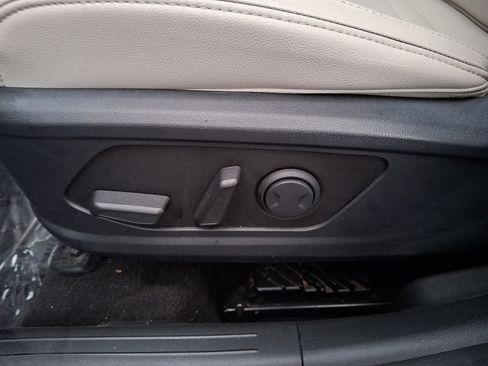 Used 2022 Hyundai Tucson SEL w/ Convenience + Premium Package AWD/4WD image 16
