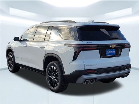 New 2026 Chevrolet Traverse LT w/ Sun and Wheel Package image 4