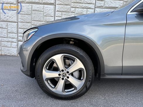 Used 2017 Mercedes-Benz GLC 300 w/ Premium 2 Package image 9
