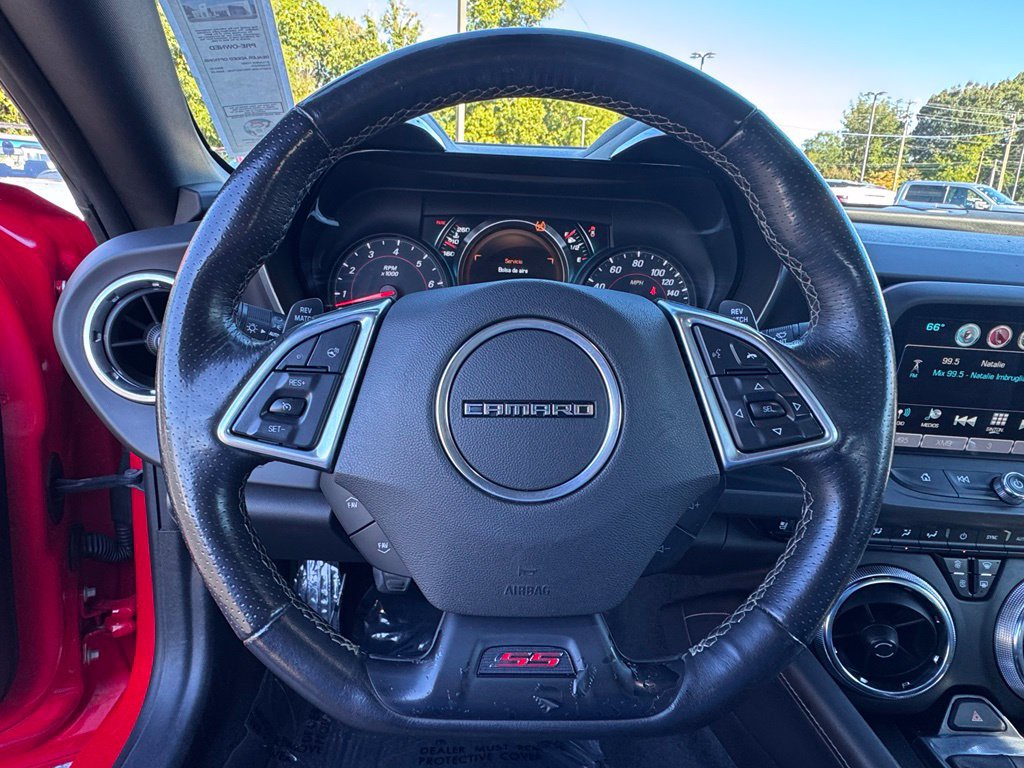 Used 2016 Chevrolet Camaro SS RWD image 8