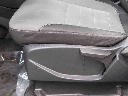 Used 2016 Ford C-MAX SE w/ Equipment Group 202A image 22