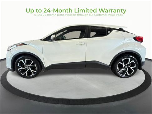 Used 2021 Toyota C-HR XLE FWD image 4