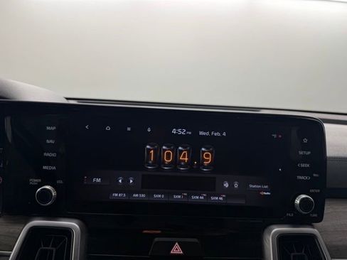 Used 2022 Kia Sorento S image 22