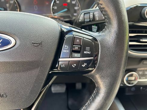 Used 2021 Ford Escape SE w/ Convenience Package FWD image 16