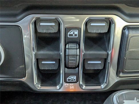 New 2026 Jeep Wrangler Sport S image 22