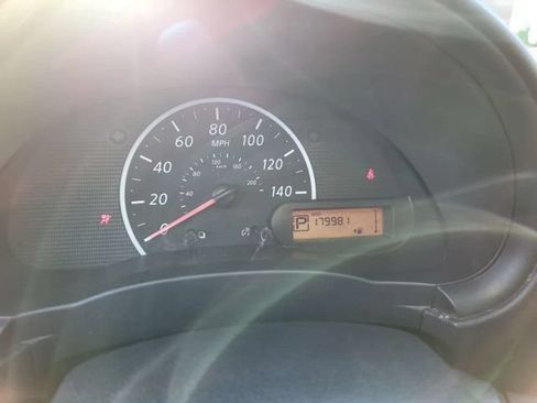 Used 2013 Nissan Versa S Plus FWD image 19
