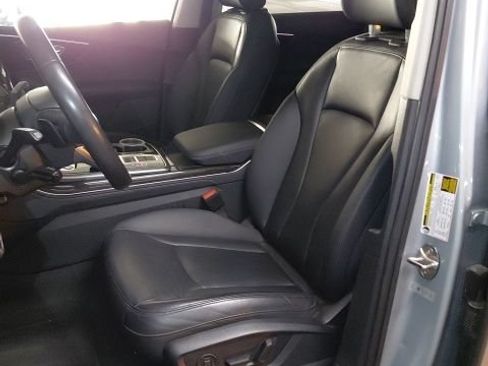 Used 2024 Audi Q7 3.0T Premium Plus AWD/4WD image 5