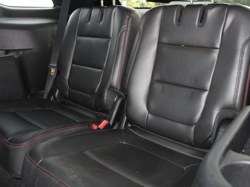 Used 2017 Ford Explorer Sport AWD/4WD image 14