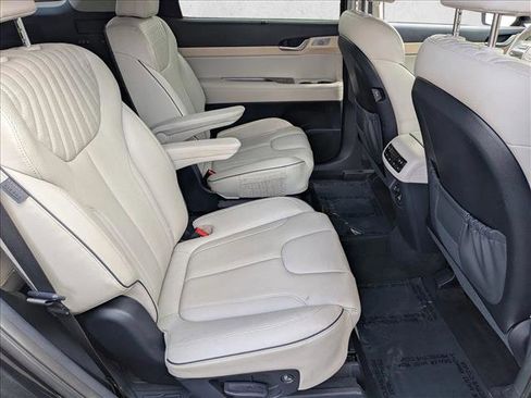 Used 2024 Hyundai Palisade Limited image 20