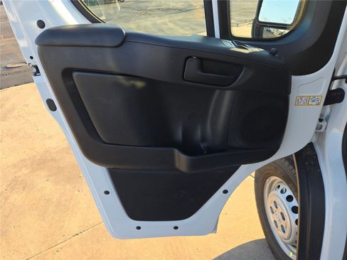 New 2026 RAM ProMaster 2500 image 18