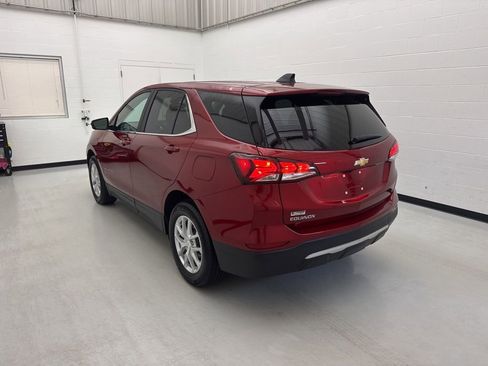 Used 2024 Chevrolet Equinox LT w/ LPO, Floor Liner Package FWD image 4