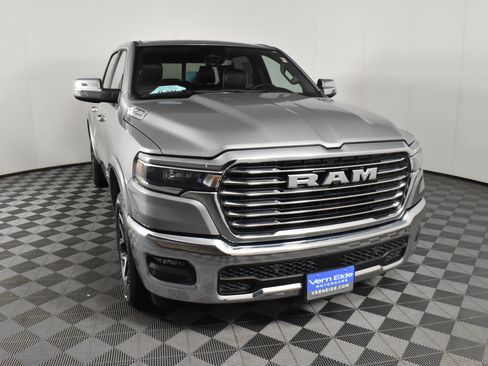 Used 2025 RAM 1500 Laramie image 3