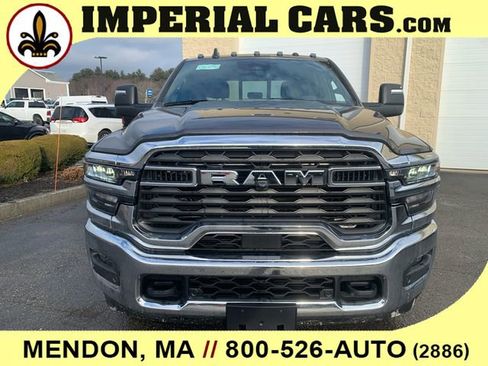 New 2026 RAM 3500 Tradesman AWD/4WD image 4