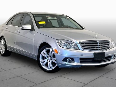 Used 2010 Mercedes-Benz C 300 4MATIC Sedan image 2