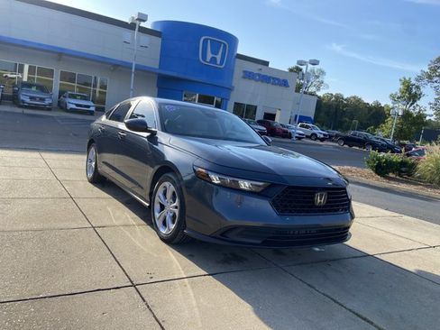 Used 2024 Honda Accord LX image 2