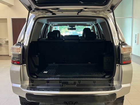 Used 2019 Toyota 4Runner TRD Off-Road Premium image 29