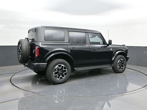 New 2026 Ford Bronco Outer Banks AWD/4WD image 15