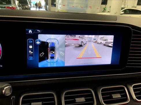 Used 2025 Mercedes-Benz GLE 53 AMG 4MATIC Coupe image 25